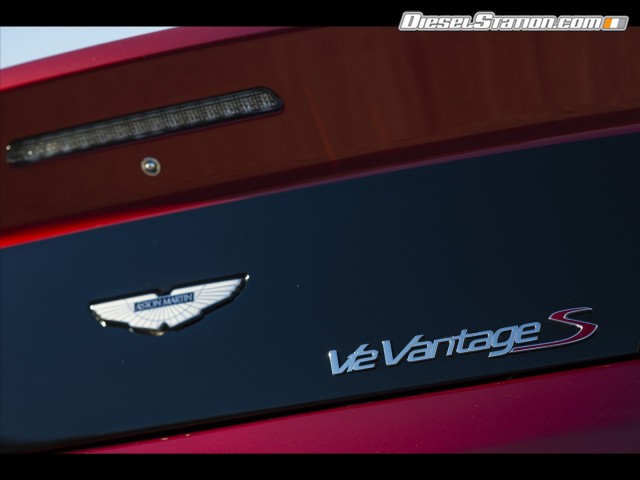Aston Martin V12 Vantage S 2014 Picture #9 Aston Martin V12 Vantage S 2014 Picture #9